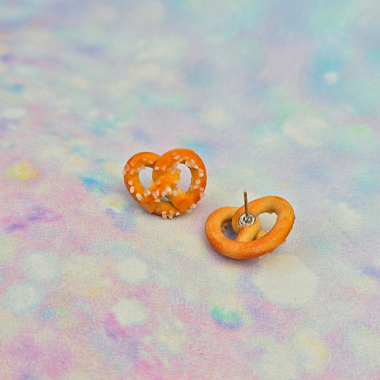 Pretzel Studs