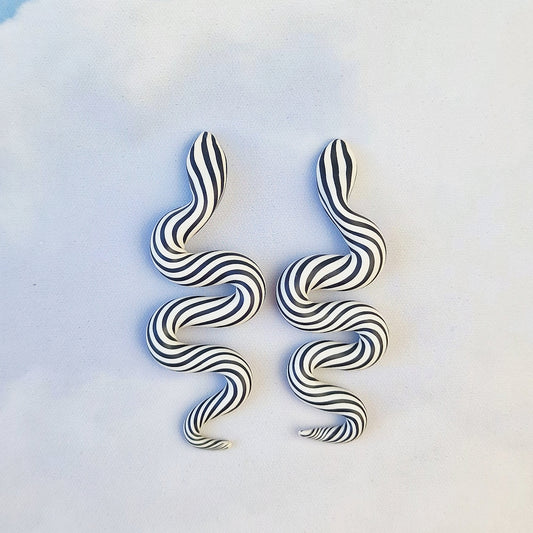 LIMITED EDITION Black and White Large Snakes