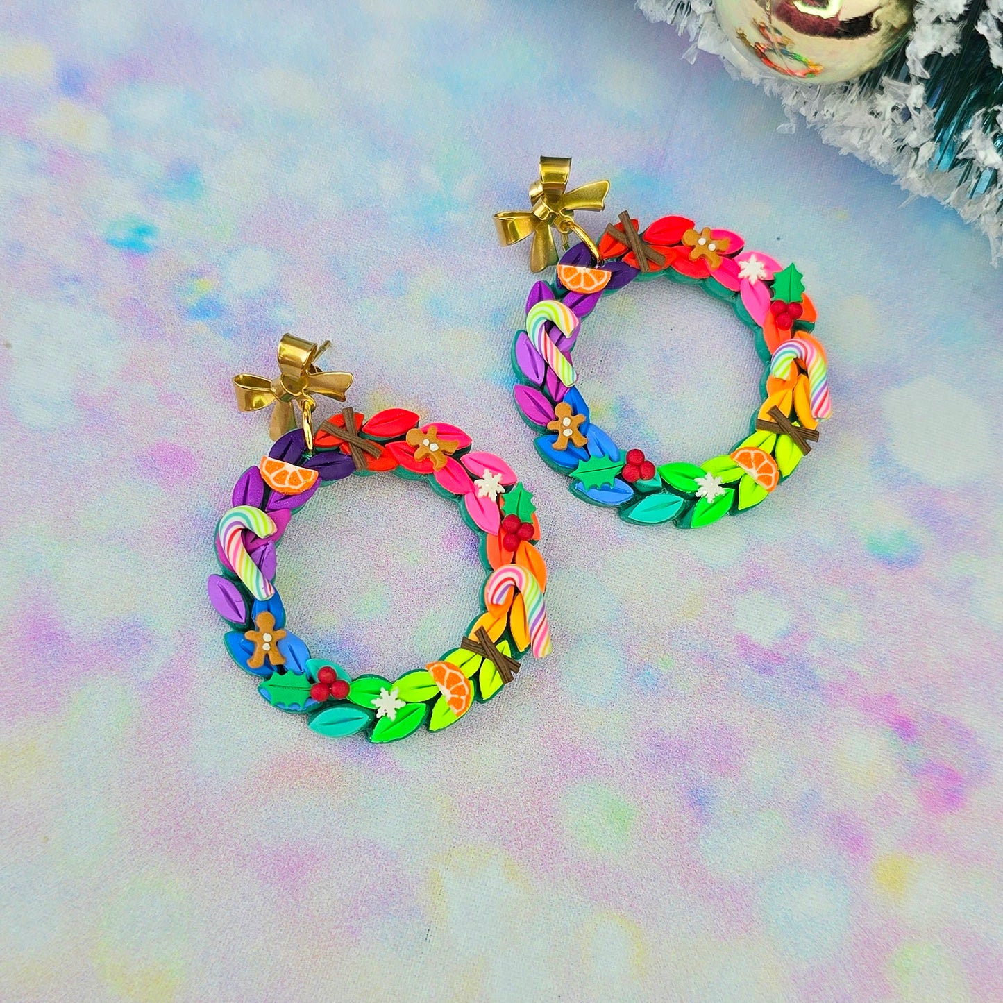 Christmas- Detailed Rainbow Wreath Dangles