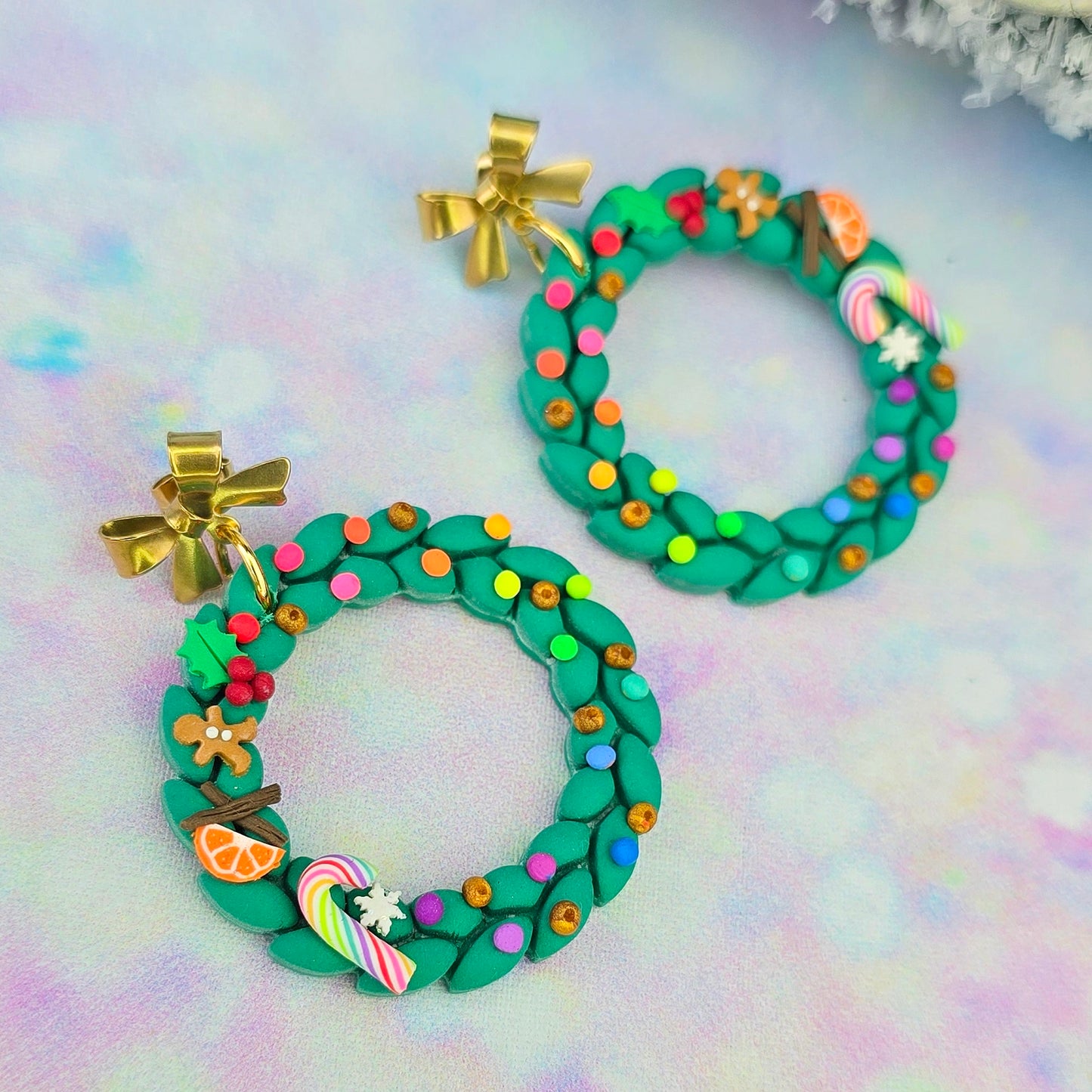 Christmas- Detailed Wreath Dangles