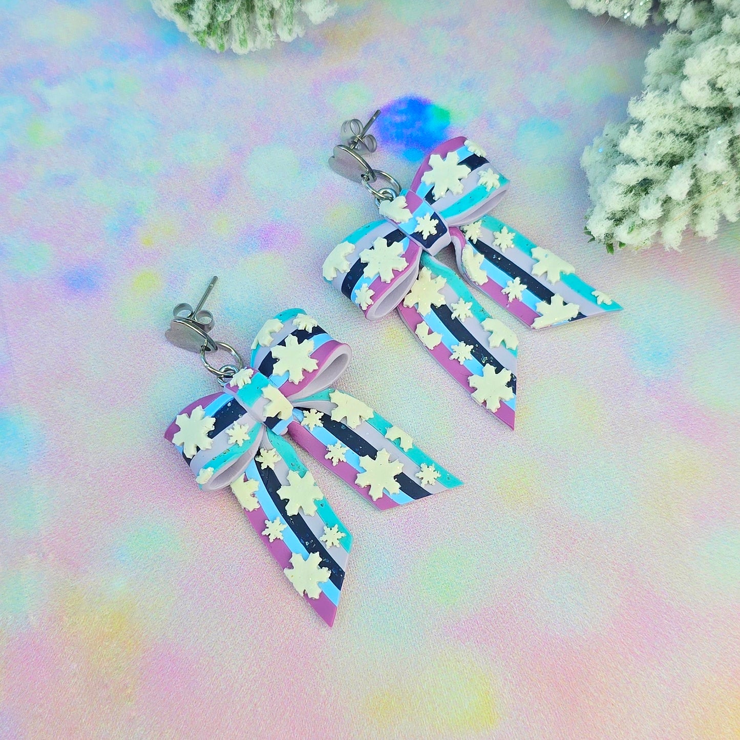 LIMITED EDITION Christmas- Snowflake Mini Bows