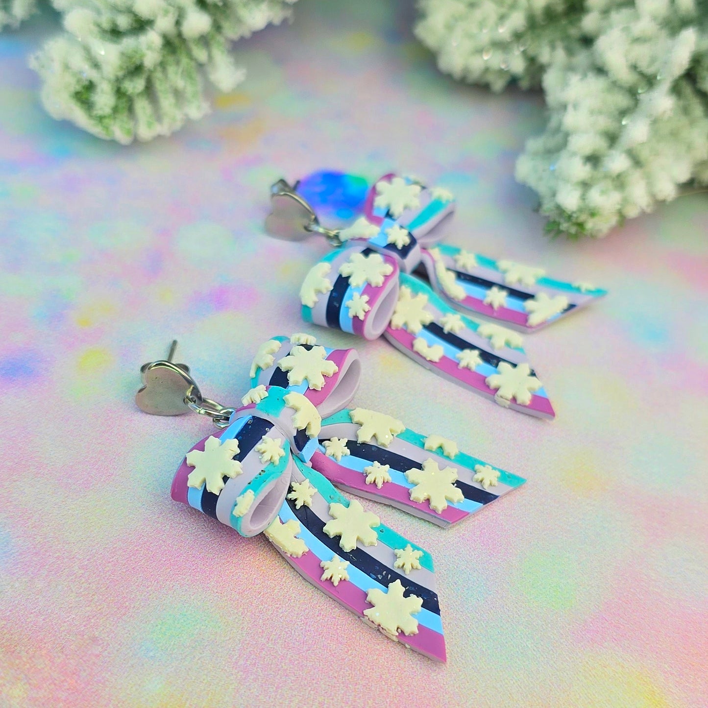 LIMITED EDITION Christmas- Snowflake Mini Bows
