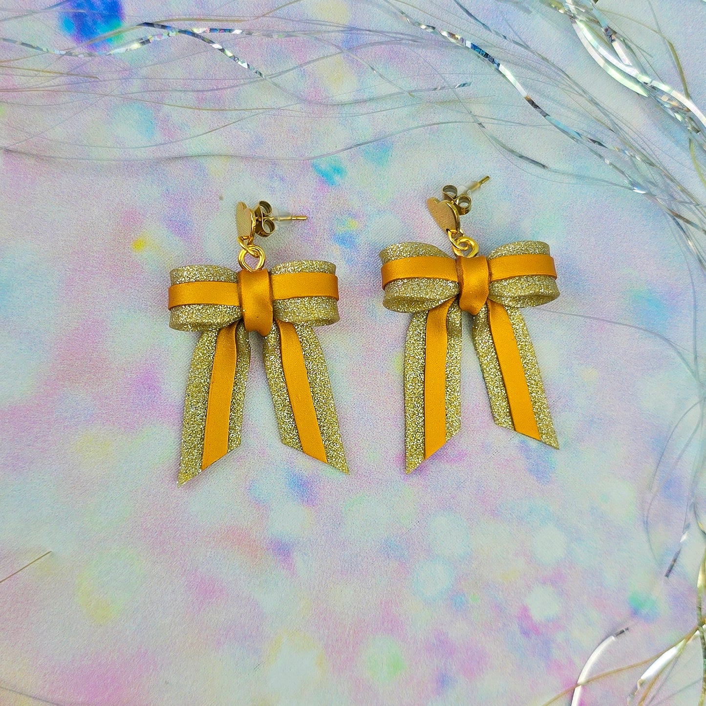 LIMITED EDITION Gold Present Mini Bows