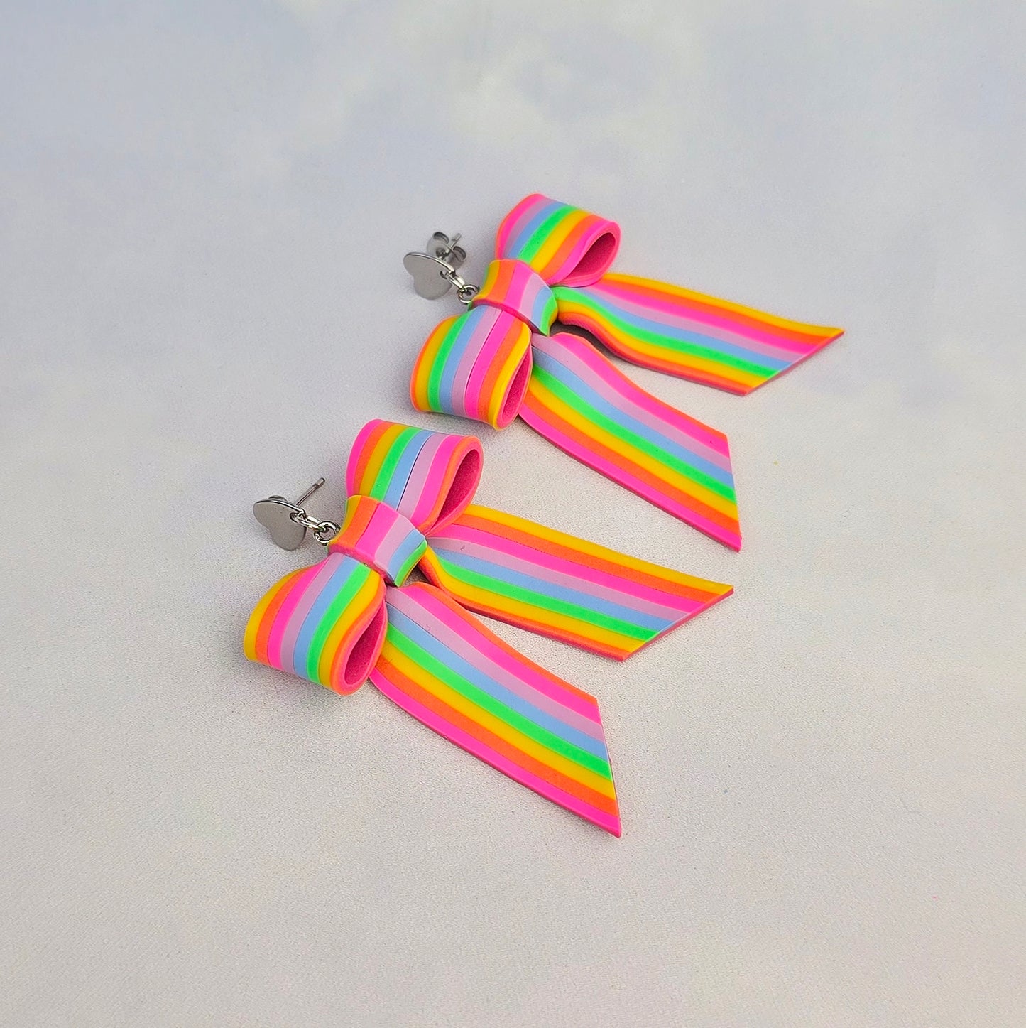 Club Tropicana Large Bow Dangles