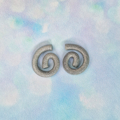 Swirl Studs