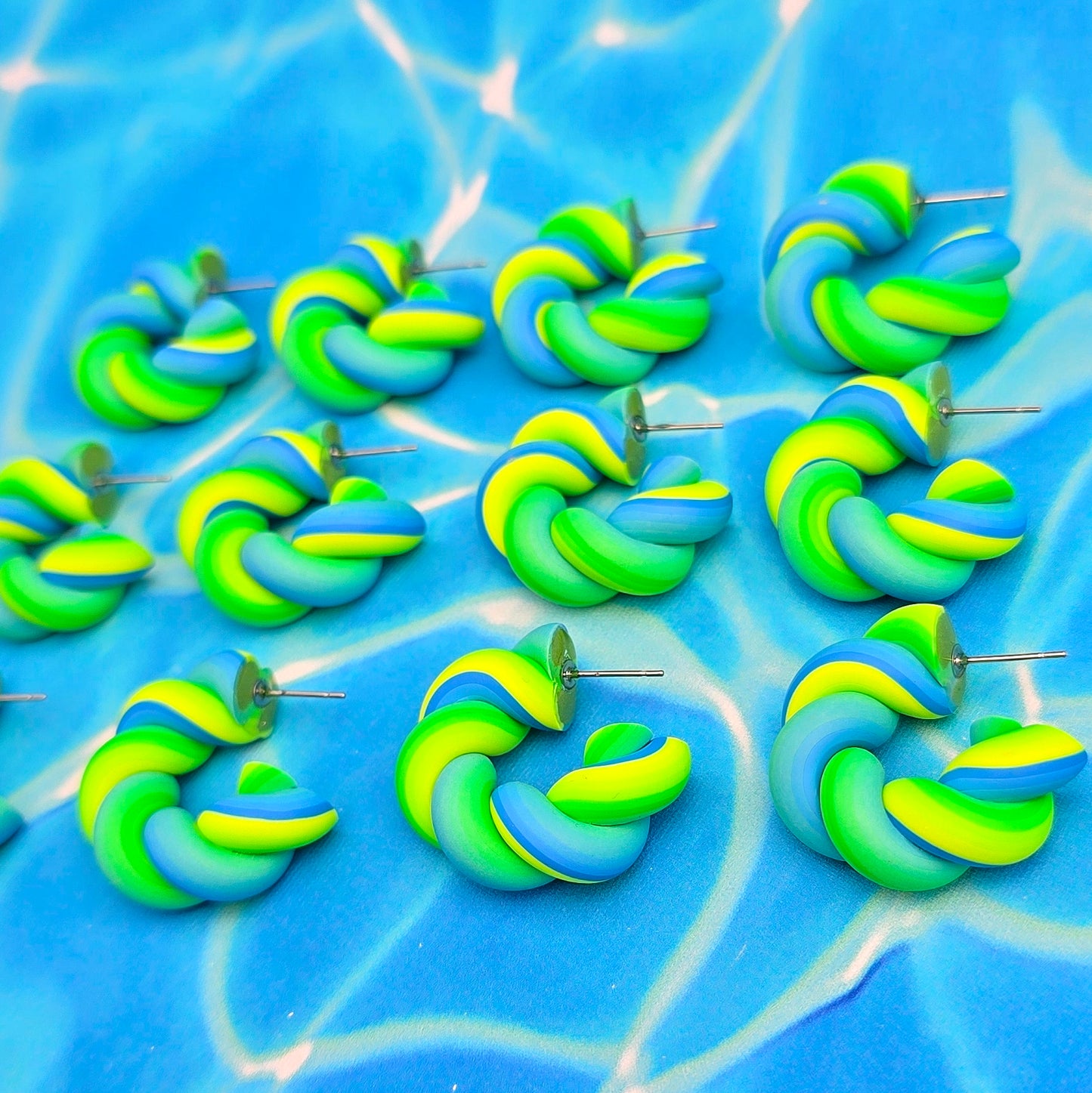 Blue Lagoon Mini Flump Hoops