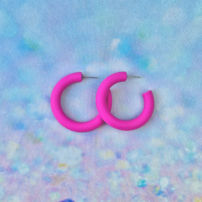 Bold Hoops in Medium