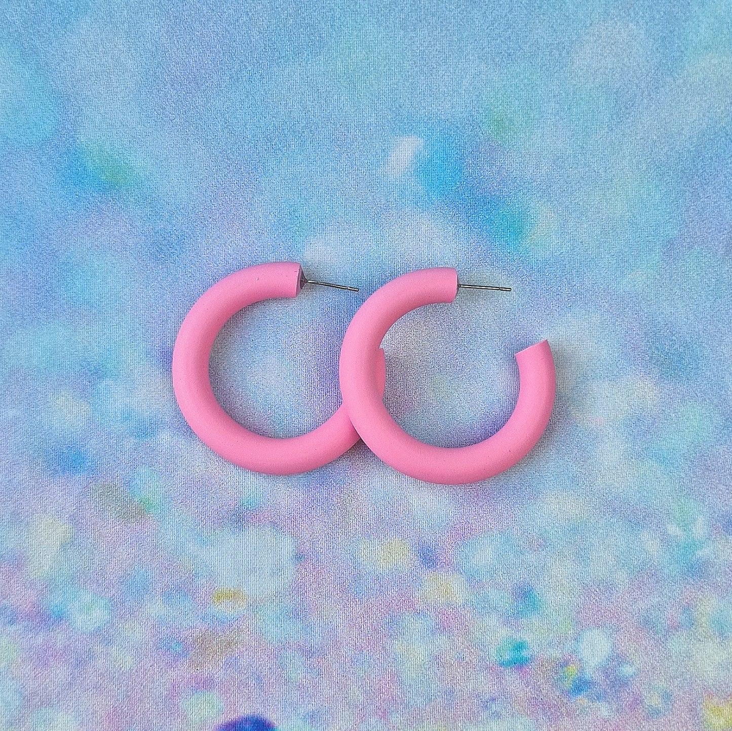 Bold Hoops in Medium