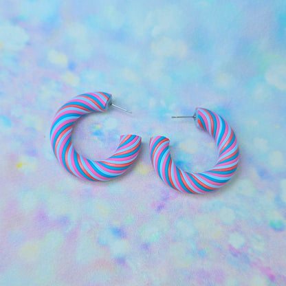 Beach Twisted Hoops in Small